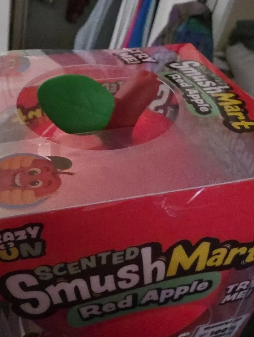 Crazy Fun Scented SmushMart Red Apple Squishy